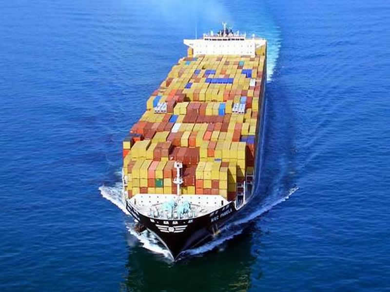 U.S. Port Container Ships Set Record Congestion  　
